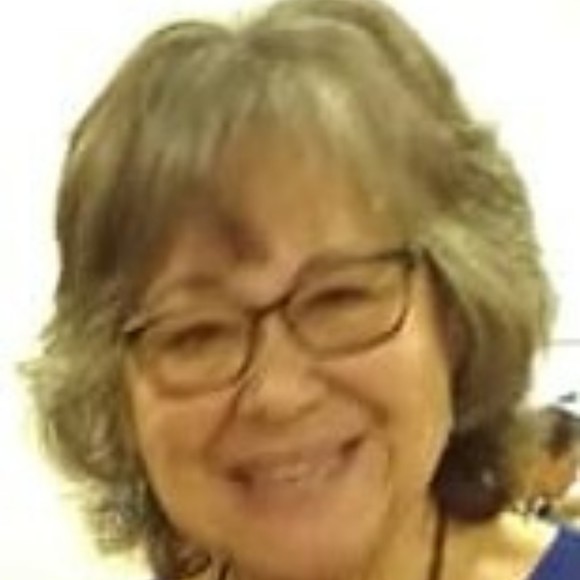 Meet your Posher, Cathy - Picture 1 of 1